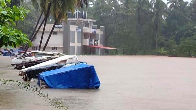 ಮಳೆ ಅಬ್ಬರಕ್ಕೆ ತತ್ತರಿಸಿದ ಉಡುಪಿ; ಕರಾವಳಿಯಲ್ಲಿ ಪ್ರವಾಹ ಆತಂಕ
