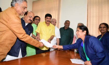 ವಿಧಾನ ಪರಿಷತ್ ಸಭಾಪತಿ ಸ್ಥಾನಕ್ಕೆ ಇಂದು ನಾಮಪತ್ರ ಸಲ್ಲಿಸಿದ ಬಸವರಾಜ ಹೊರಟ್ಟಿ